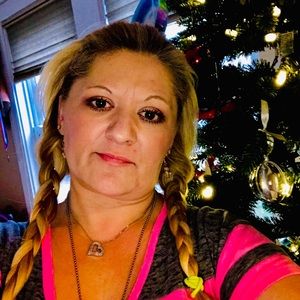 Meet your Posher, Rachel marie